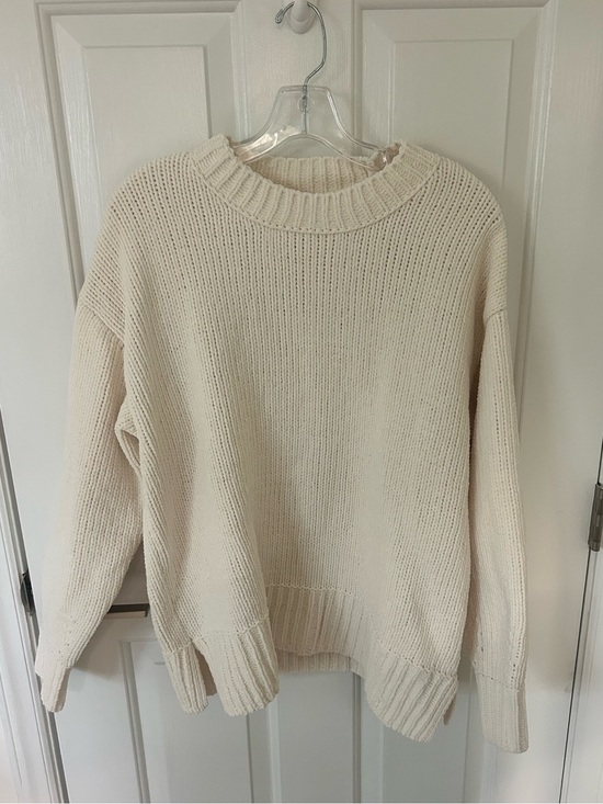 aerie Sweaters - Aerie Women's Chunky Knit Oversized Cream Sweater